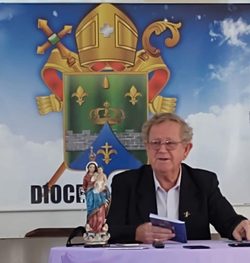 Sacerdote: o Bom Pastor como promessa de Deus a seu povo - Diocese de Uruaçu